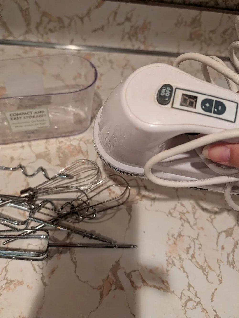 Cuisinart 9 Speed handmixer